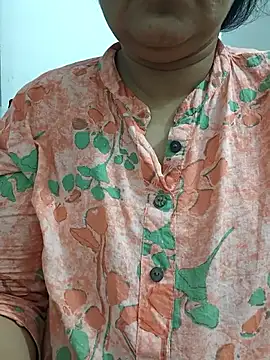 Snapshot of manjusrma005 chatting on 06/06/26, 05:06 manjusrma005 online show from 06/06/26, 05:06