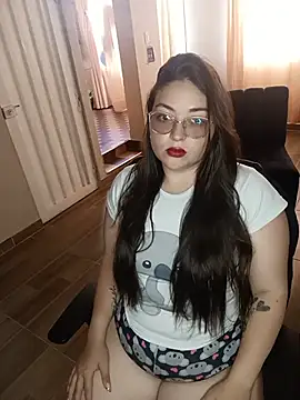 Snapshot of carla_romero chatting on 05/27/26, 08:39 carla romero online show from 05/27/26, 08:39