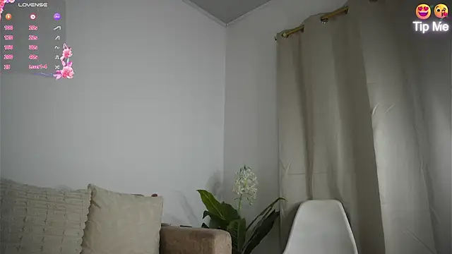 Sweetpussyhot  online show from 07/10/26, 09:23