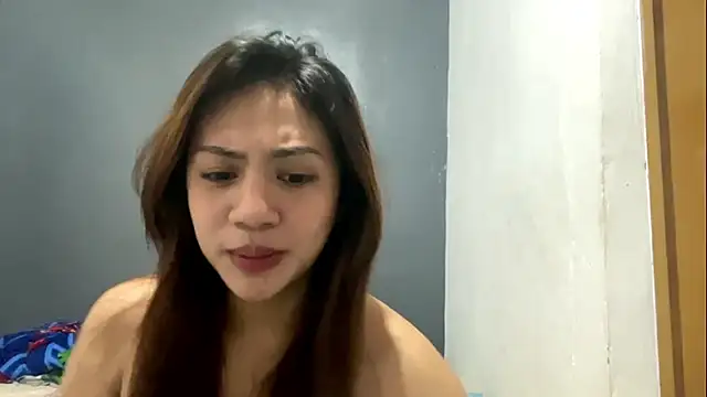 ReenaFixari online show from 05/30/26, 04:42