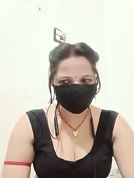 Snapshot of Karishma_bhabi3 chatting on 06/22/26, 05:32 Karishma bhabi3 online show from 06/22/26, 05:32