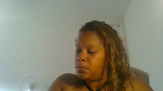 DOMINATRICESANDRA online show from 06/04/26, 07:25