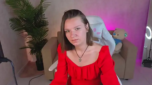 kira hatti online show from 07/01/26, 08:38