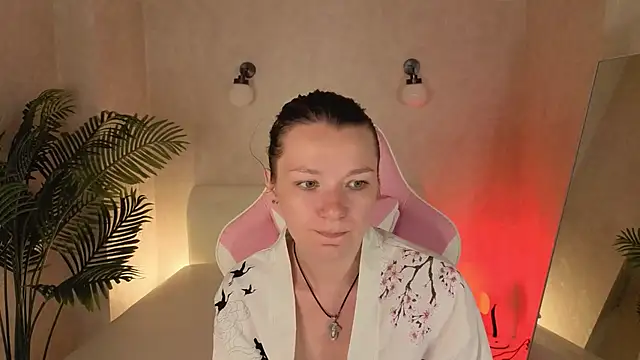 kira hatti online show from 07/02/26, 08:53
