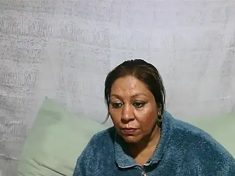 Snapshot of IndianSexyMilf69 chatting on 06/20/26, 05:10 IndianSexyMilf69 online show from 06/20/26, 05:10