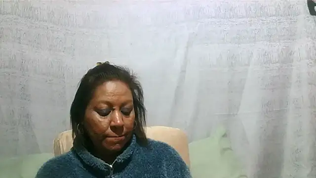 Snapshot of IndianSexyMilf69 chatting on 07/06/26, 05:15 IndianSexyMilf69 online show from 07/06/26, 05:15