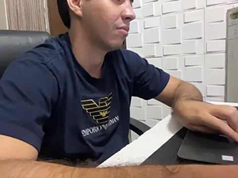 Snapshot of Fer_Ti chatting on 06/17/26, 01:41 Fer Ti online show from 06/17/26, 01:41