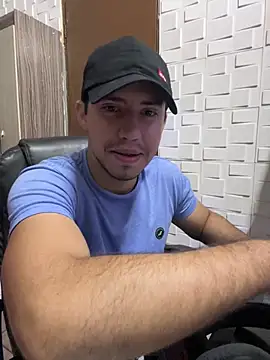 Snapshot of Fer_Ti chatting on 06/22/26, 10:23 Fer Ti online show from 06/22/26, 10:23