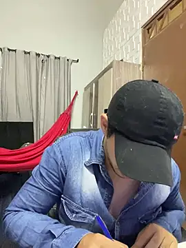 Snapshot of Fer_Ti chatting on 07/19/26, 11:52 Fer Ti online show from 07/19/26, 11:52