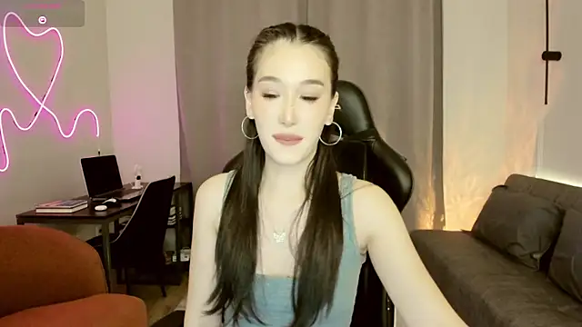 Snapshot of lilly_mighty chatting on 07/01/26, 05:12 lilly mighty online show from 07/01/26, 05:12