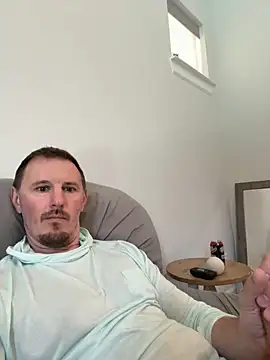 Hardpaul85 online show from 06/01/26, 06:09