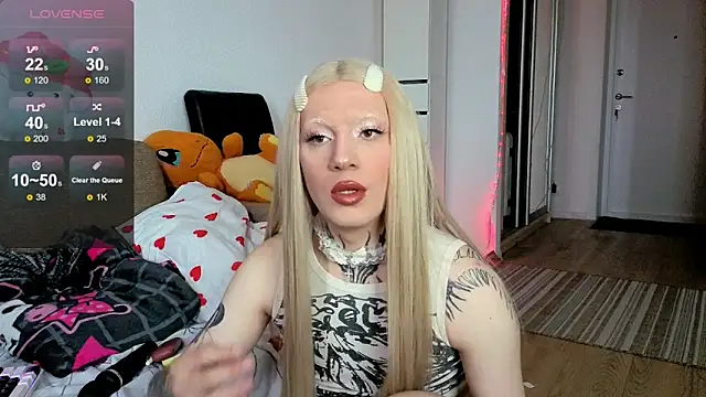 Snapshot of Chloecherry chatting on 06/06/26, 02:11 Chloecherry online show from 06/06/26, 02:11