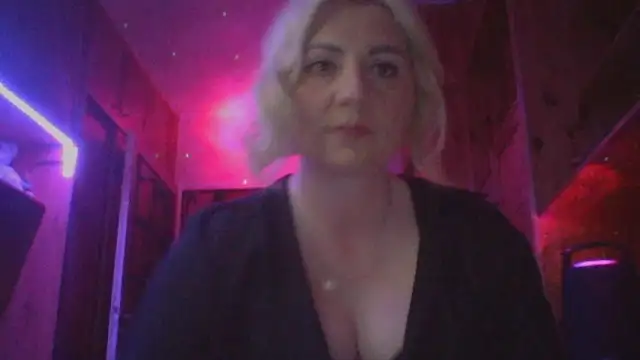 LunaaKiss online show from 06/06/26, 10:47