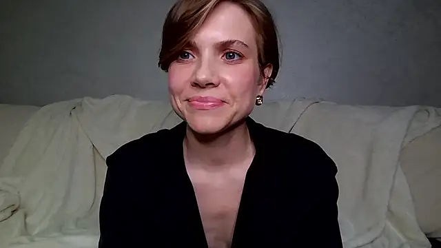 NatalieMoses online show from 06/12/26, 07:02