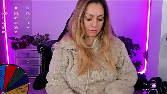 LindaWhite  online show from 01/21/25, 09:57