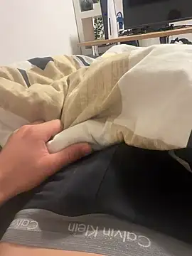 xsamuel0 online show from 07/04/26, 12:50