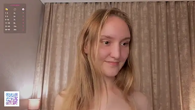Snapshot of JenevaLitalien chatting on 07/02/26, 03:40 JenevaLitalien online show from 07/02/26, 03:40