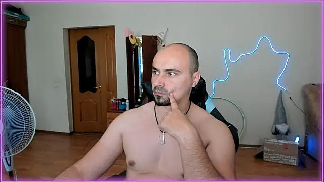 Snapshot of -SexyDaddy- chatting on 06/28/26, 10:32 -SexyDaddy- online show from 06/28/26, 10:32