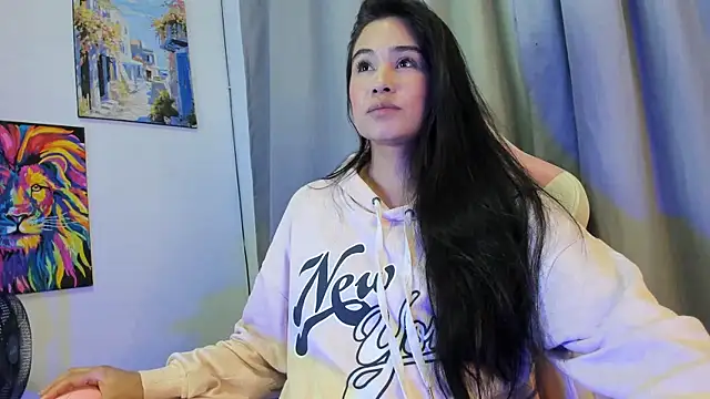 Snapshot of NattGray chatting on 06/14/26, 02:57 NattGray online show from 06/14/26, 02:57