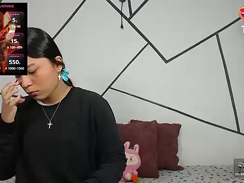 charlotte vickie online show from 06/23/26, 11:08