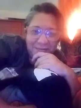 Snapshot of Nicky_Sex_S chatting on 06/04/26, 05:08 Nicky Sex S online show from 06/04/26, 05:08