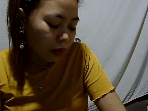 Snapshot of Sherry_Rose chatting on 06/16/26, 02:30 Sherry Rose online show from 06/16/26, 02:30