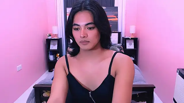 Snapshot of MiamoreAmara69 chatting on 06/15/26, 10:01 MiamoreAmara69 online show from 06/15/26, 10:01