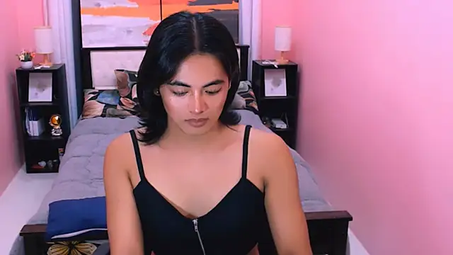 Snapshot of MiamoreAmara69 chatting on 06/20/26, 10:12 MiamoreAmara69 online show from 06/20/26, 10:12