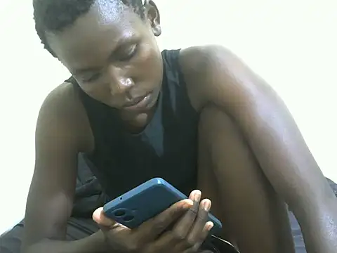 Snapshot of cute_avy0 chatting on 06/16/26, 06:32 cute avy0 online show from 06/16/26, 06:32