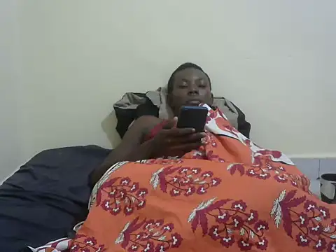 Snapshot of cute_avy0 chatting on 06/22/26, 03:47 cute avy0 online show from 06/22/26, 03:47
