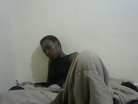 Snapshot of cute_avy0 chatting on 07/02/26, 04:18 cute avy0 online show from 07/02/26, 04:18