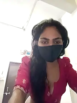 Snapshot of savita97567 chatting on 06/07/26, 11:47 savita97567 online show from 06/07/26, 11:47