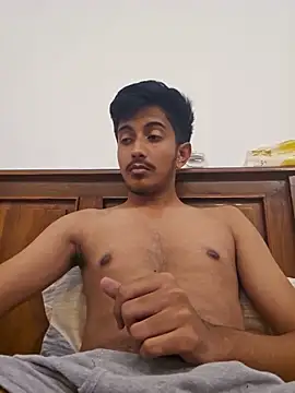 Snapshot of tamil_guy007 chatting on 06/22/26, 06:38 tamil guy007 online show from 06/22/26, 06:38