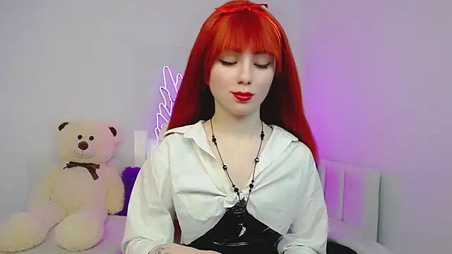 Snapshot of ArielDreamm chatting on 06/10/26, 08:02 ArielDreamm online show from 06/10/26, 08:02
