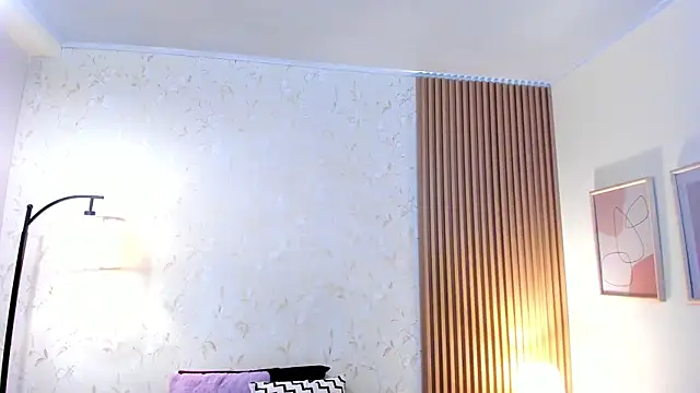 amberhanks online show from 07/21/26, 11:56
