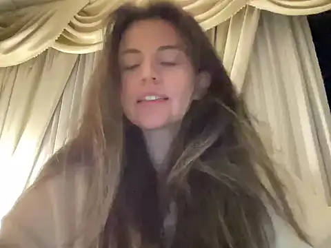 Snapshot of Peaches0777 chatting on 06/22/26, 12:35 Peaches0777 online show from 06/22/26, 12:35