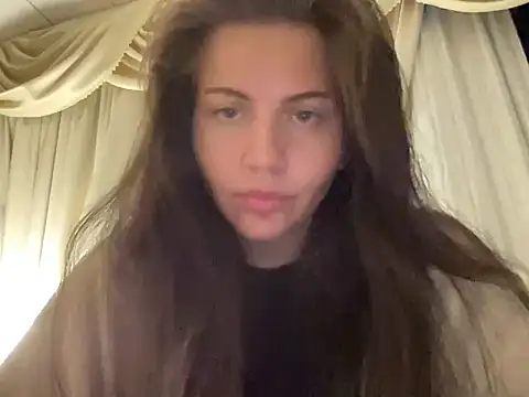 Snapshot of Peaches0777 chatting on 06/26/26, 12:37 Peaches0777 online show from 06/26/26, 12:37