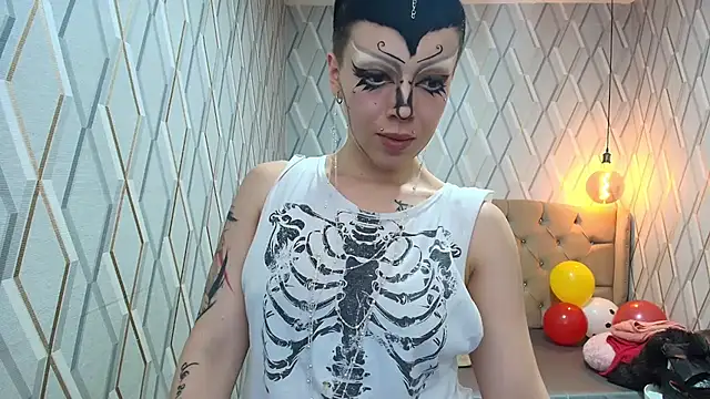 Snapshot of JeannMarie chatting on 07/02/26, 03:06 JeannMarie online show from 07/02/26, 03:06
