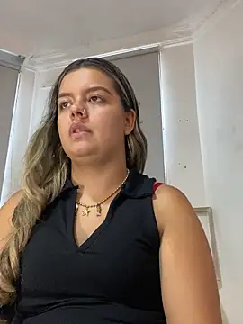 azulskyer online show from 06/02/26, 05:48