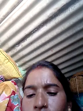 Snapshot of Aarti9080 chatting on 06/05/26, 06:52 Aarti9080 online show from 06/05/26, 06:52