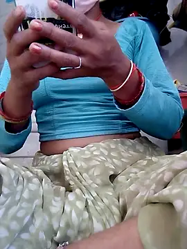 Snapshot of Aarti9080 chatting on 06/18/26, 07:08 Aarti9080 online show from 06/18/26, 07:08