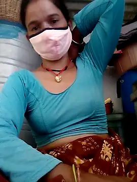 Snapshot of Aarti9080 chatting on 06/21/26, 09:01 Aarti9080 online show from 06/21/26, 09:01