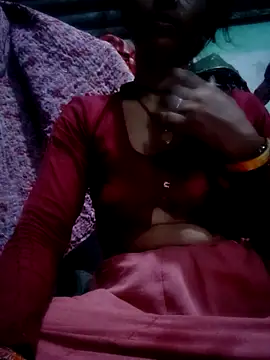 Snapshot of Aarti9080 chatting on 07/05/26, 05:20 Aarti9080 online show from 07/05/26, 05:20