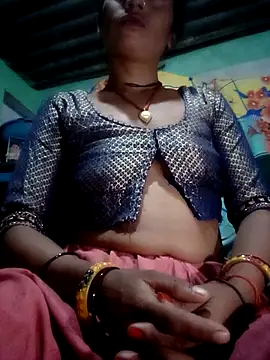 Snapshot of Aarti9080 chatting on 07/06/26, 05:26 Aarti9080 online show from 07/06/26, 05:26