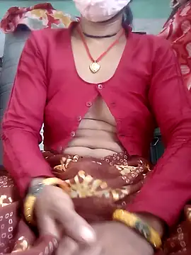Snapshot of Aarti9080 chatting on 07/15/26, 07:35 Aarti9080 online show from 07/15/26, 07:35