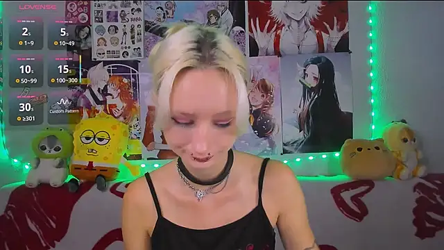 Snapshot of Katia_Nabiee chatting on 07/15/26, 04:40 Katia Nabiee online show from 07/15/26, 04:40