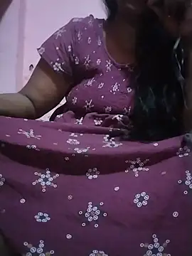 Snapshot of Tamilvalarmathi chatting on 07/16/26, 08:09 Tamilvalarmathi online show from 07/16/26, 08:09