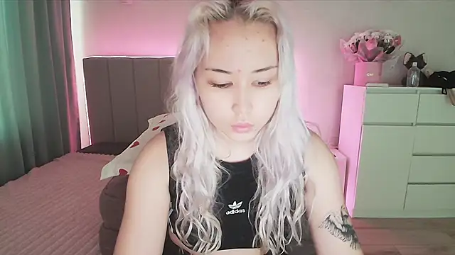 bunnyruby  online show from 06/10/26, 01:43
