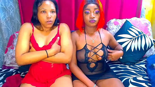 Goldenbutchy23 online show from 07/10/26, 03:44