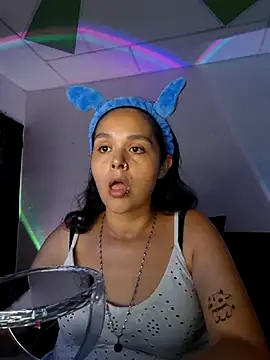 Snapshot of Miss_kittyX chatting on 07/15/26, 12:16 Miss kittyX online show from 07/15/26, 12:16